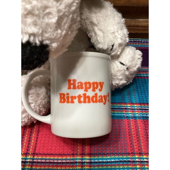 Snoopy Lambs & Ivy Plush Dog Plus Vintage Happy Birthday Ceramic Coffee Mug Pair - Picture 3 of 12
